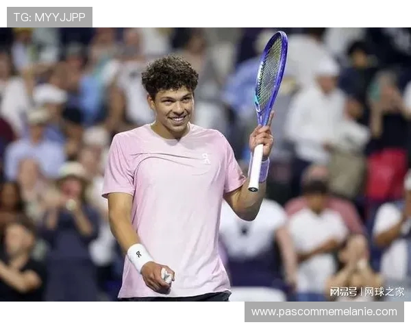 谢尔顿美网首胜感恩女友支持 女足前锋陪伴助力事业腾飞 谢尔顿美网首胜感恩女友支持 女足前锋陪伴助力事业腾飞