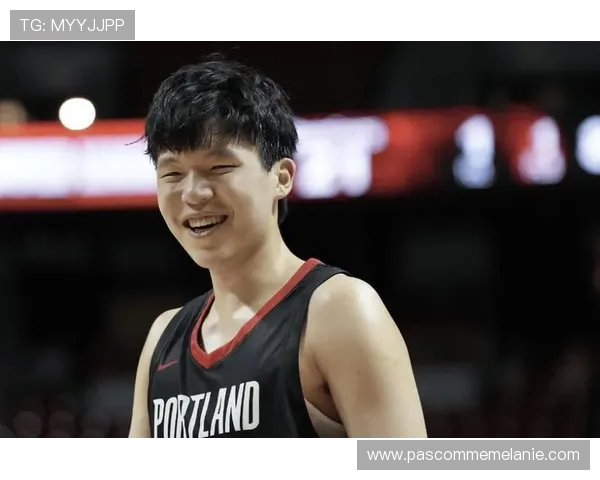 NBA杯杨瀚森未获出场机会，库里38分助开拓者险胜勇士